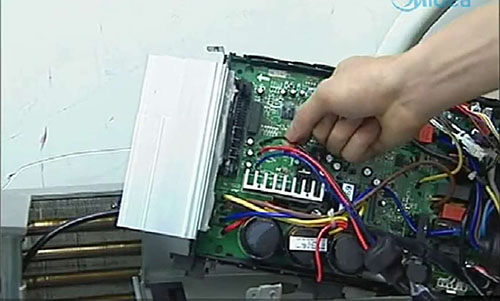 常州美的空调电话是多少